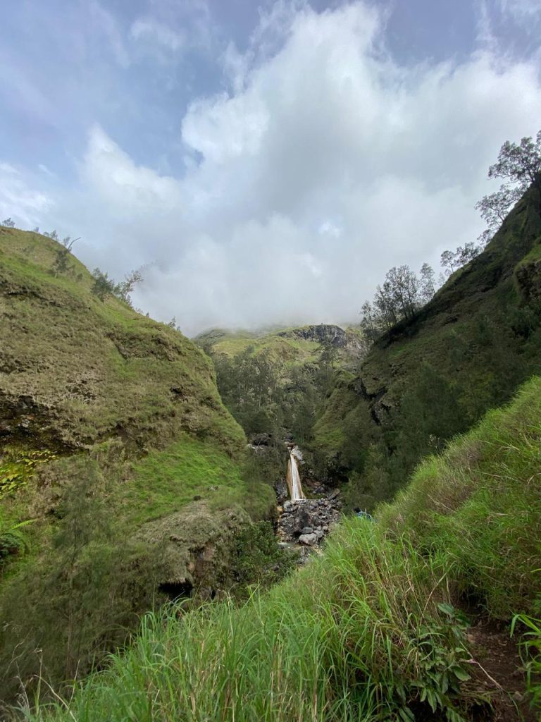 WhatsApp Image 2025 10 21 At 13.44.09 31d8f227 768x1024